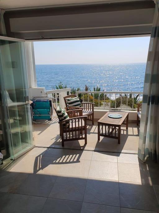 Front Mer - Sublime Appartement Moderne Et Confortable Estepona Zewnętrze zdjęcie
