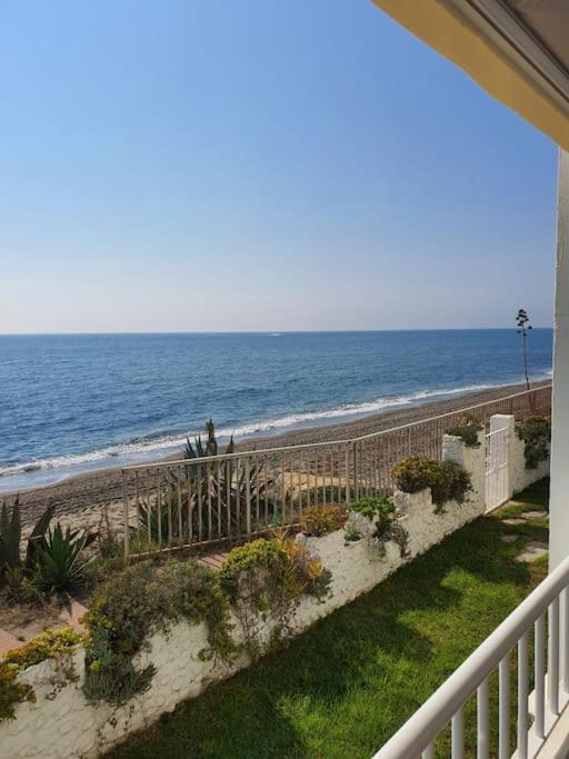 Front Mer - Sublime Appartement Moderne Et Confortable Estepona Zewnętrze zdjęcie