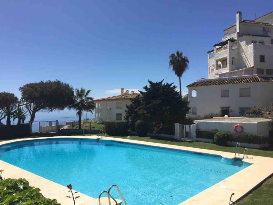 Front Mer - Sublime Appartement Moderne Et Confortable Estepona Zewnętrze zdjęcie